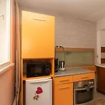 Charming Artistic Central Apartment